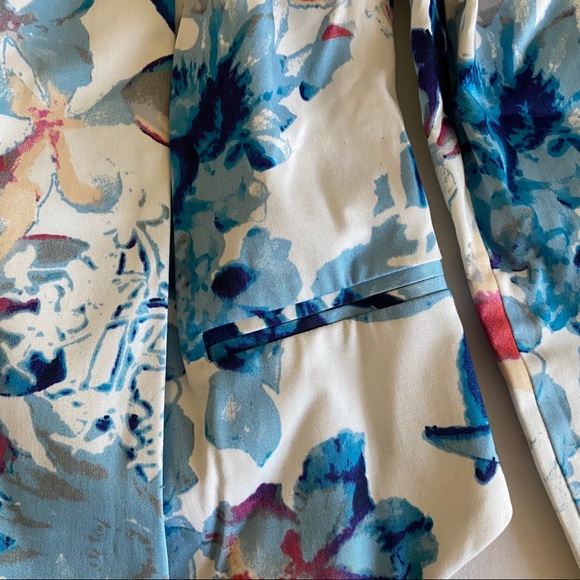 NWOT Mossimo Drapey Flowy Floral Blazer XS - Picture 3 of 6